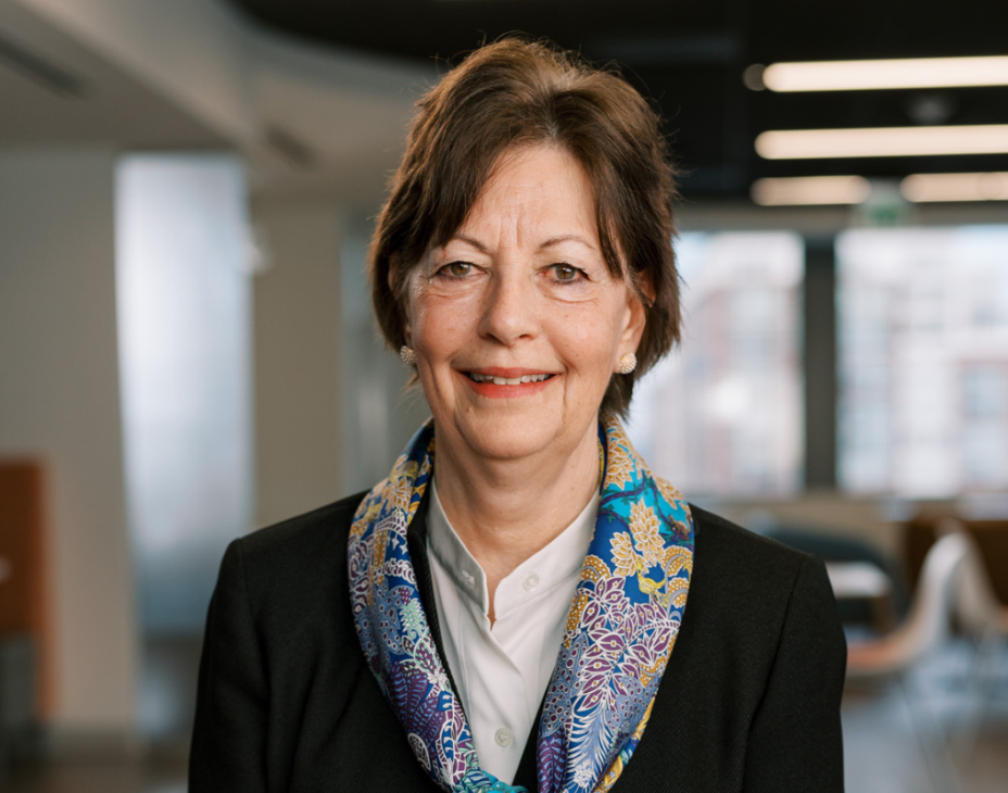 Dr. Lynn Schuchter