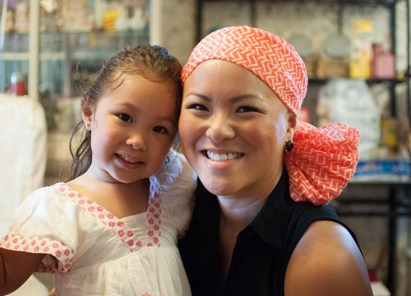 Photo of survivor Mai Achong with daughter